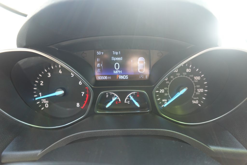 2019 Ford Escape Image 16