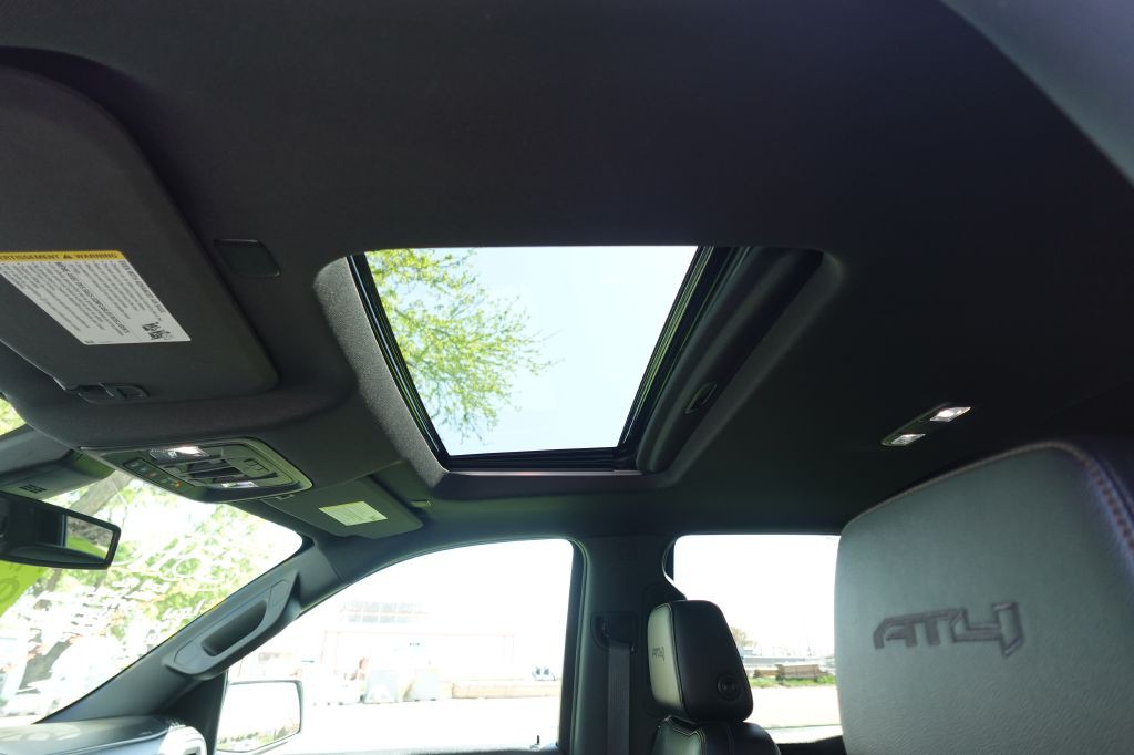 2020 GMC Sierra Image 8