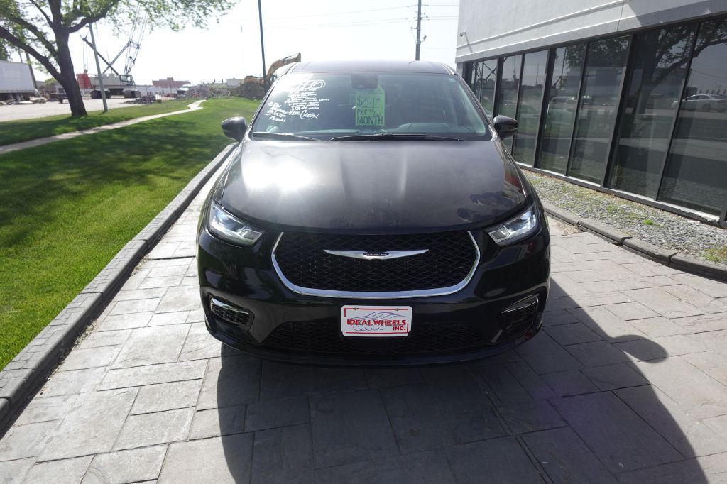 2023 Chrysler Pacifica Image 7