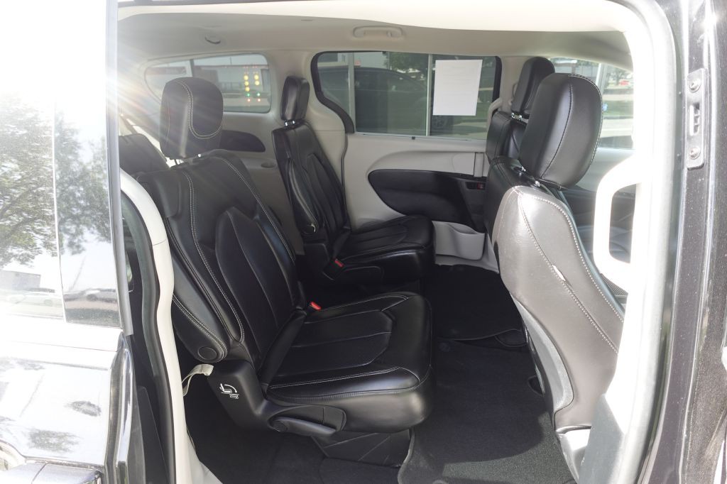 2023 Chrysler Pacifica Image 14