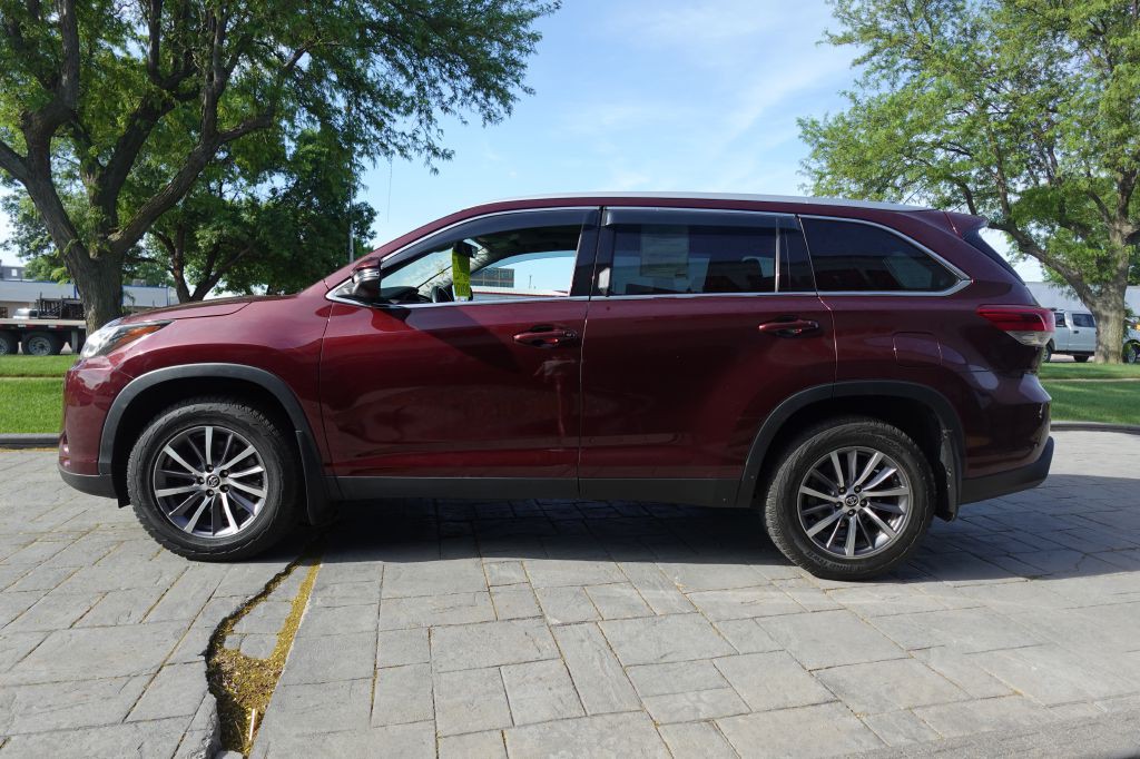 2019 Toyota Highlander Image 5