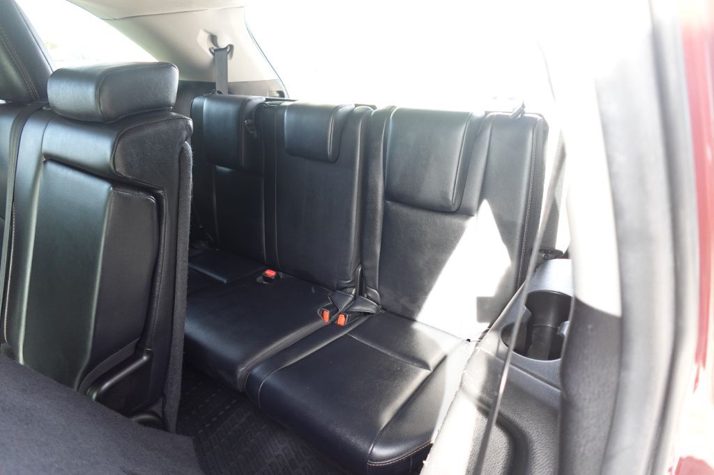 2019 Toyota Highlander Image 11