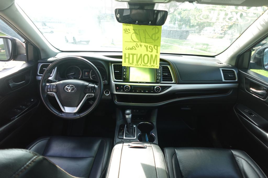 2019 Toyota Highlander Image 18