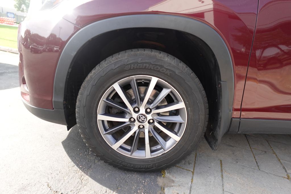 2019 Toyota Highlander Image 21