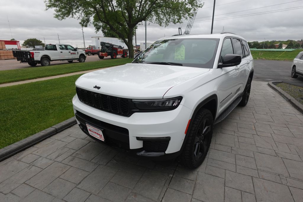 2024 Jeep Grand Cherokee Image 6