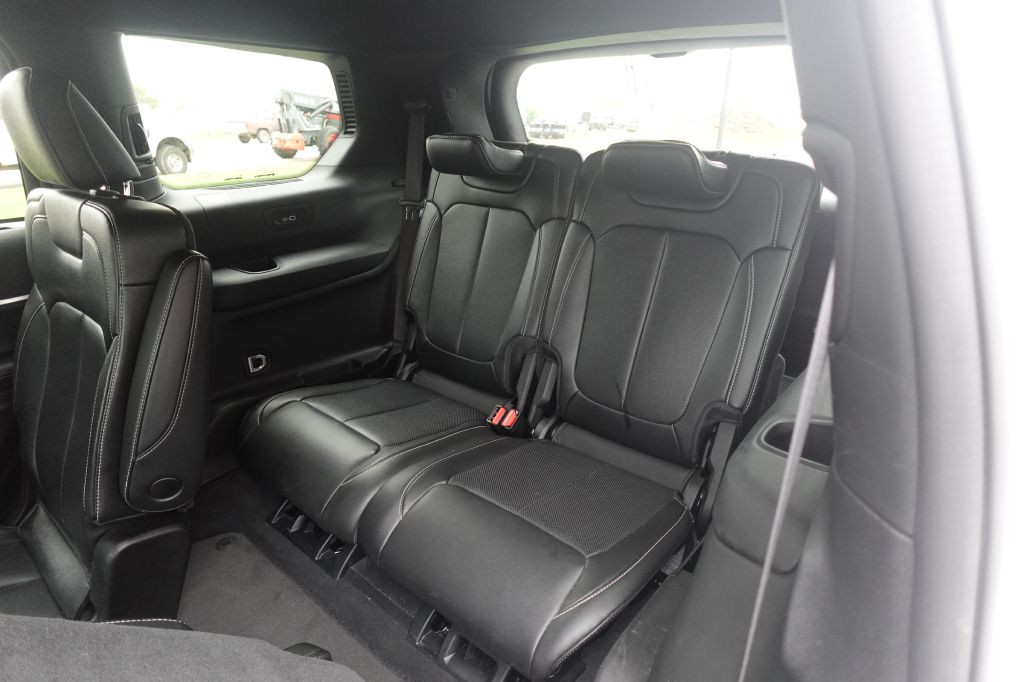 2024 Jeep Grand Cherokee Image 11