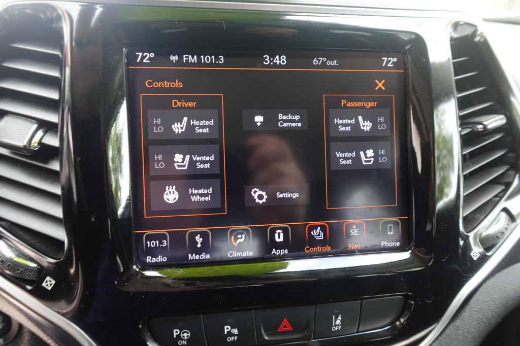 2019 Jeep Cherokee Image 13
