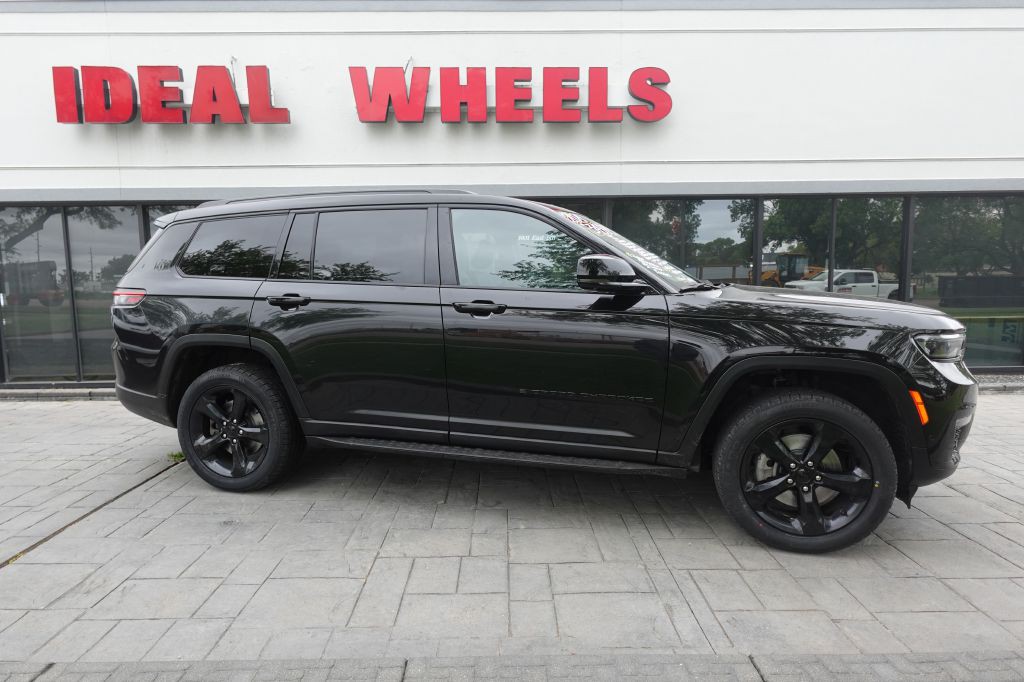 2024 Jeep Grand Cherokee Image 1