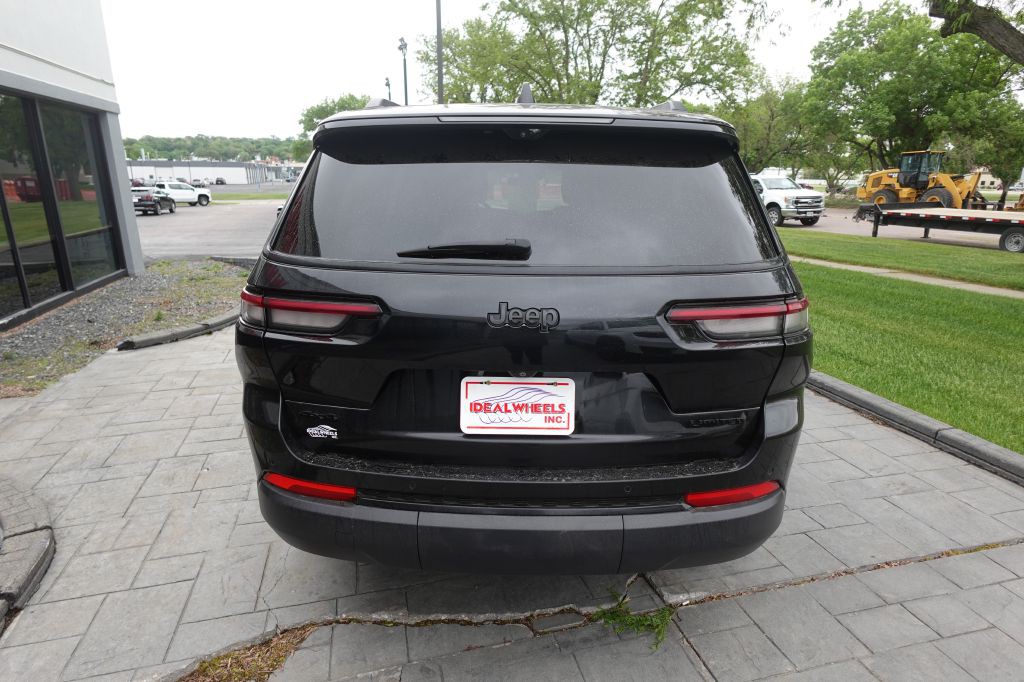 2024 Jeep Grand Cherokee Image 3