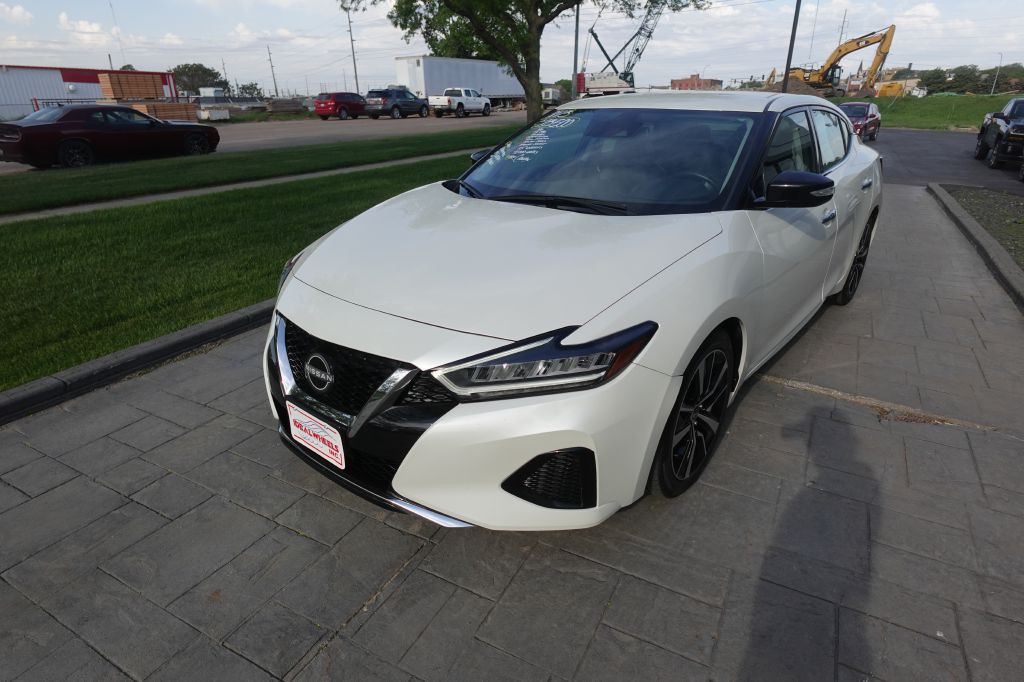 2023 Nissan Maxima Image 6