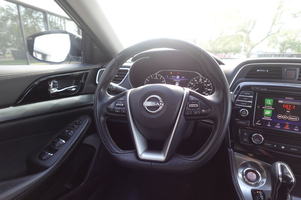 2023 Nissan Maxima Image 14