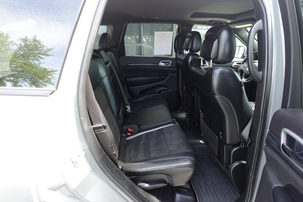 2020 Jeep Grand Cherokee Image 12