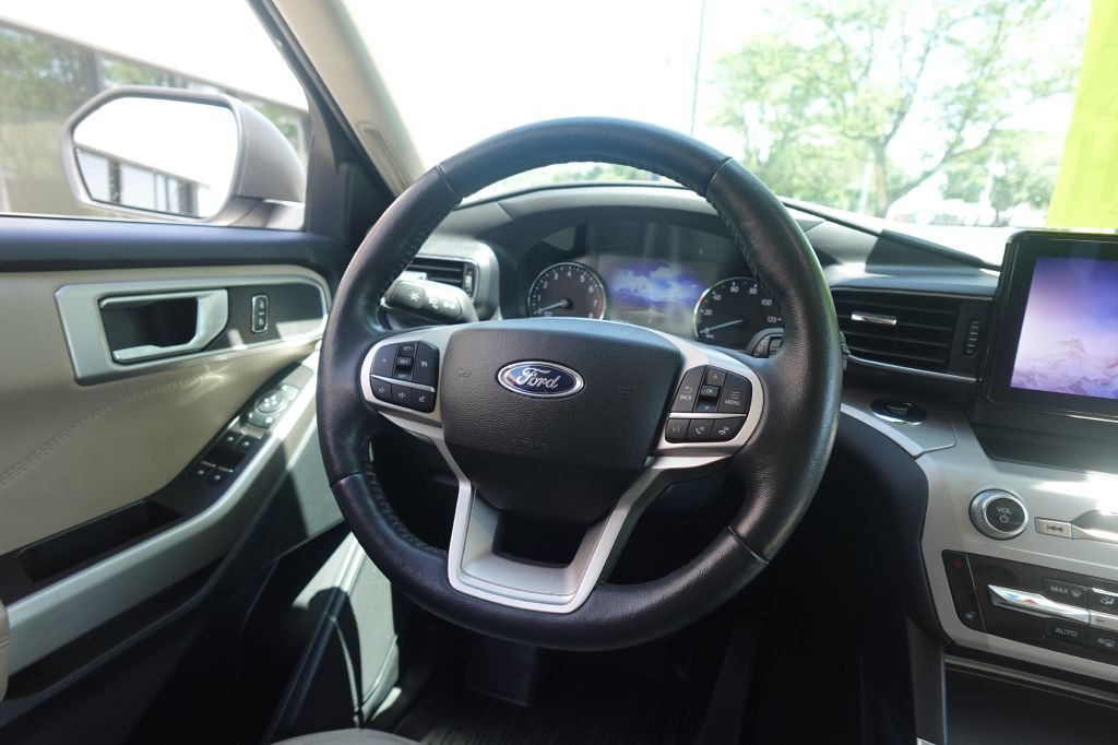 2023 Ford Explorer Image 16