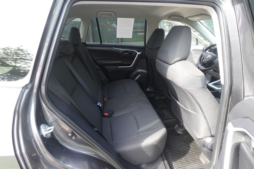 2021 Toyota Rav4 Image 12
