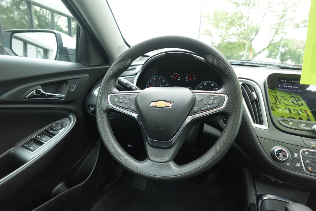 2024 Chevrolet Malibu Image 15