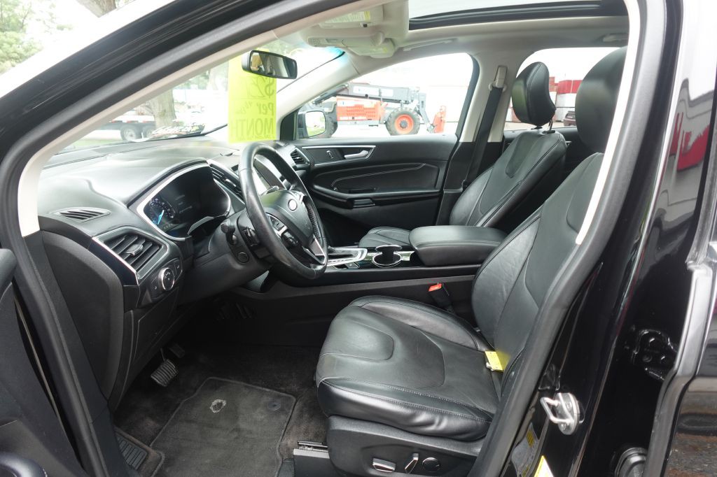 2018 Ford Edge Image 9