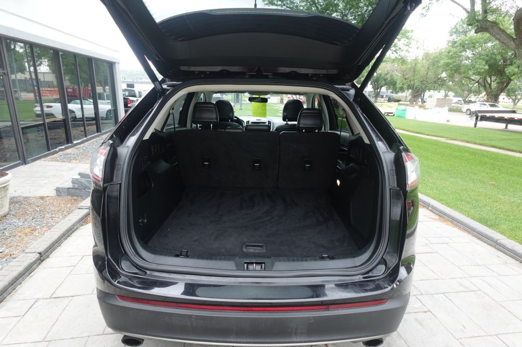 2018 Ford Edge Image 11
