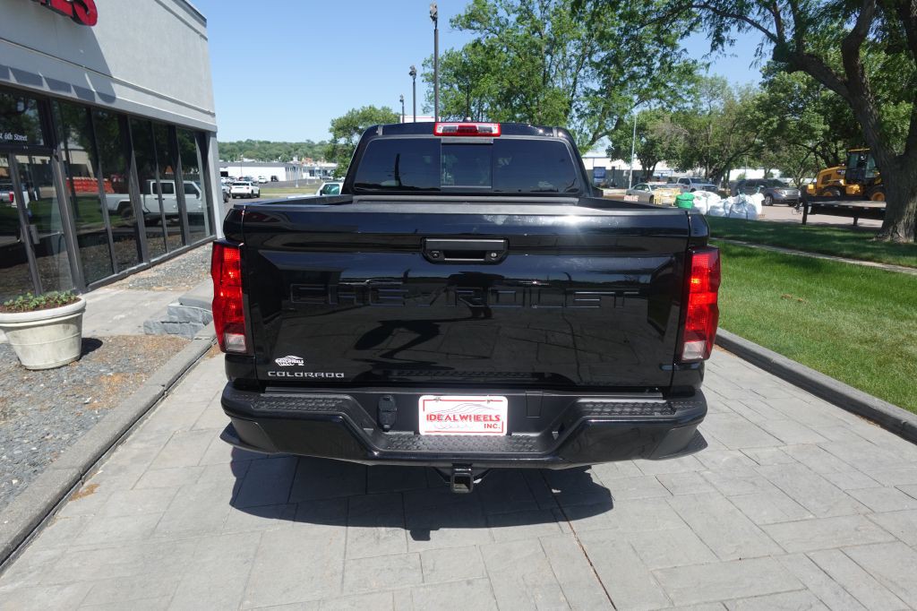 2024 Chevrolet Colorado Image 3