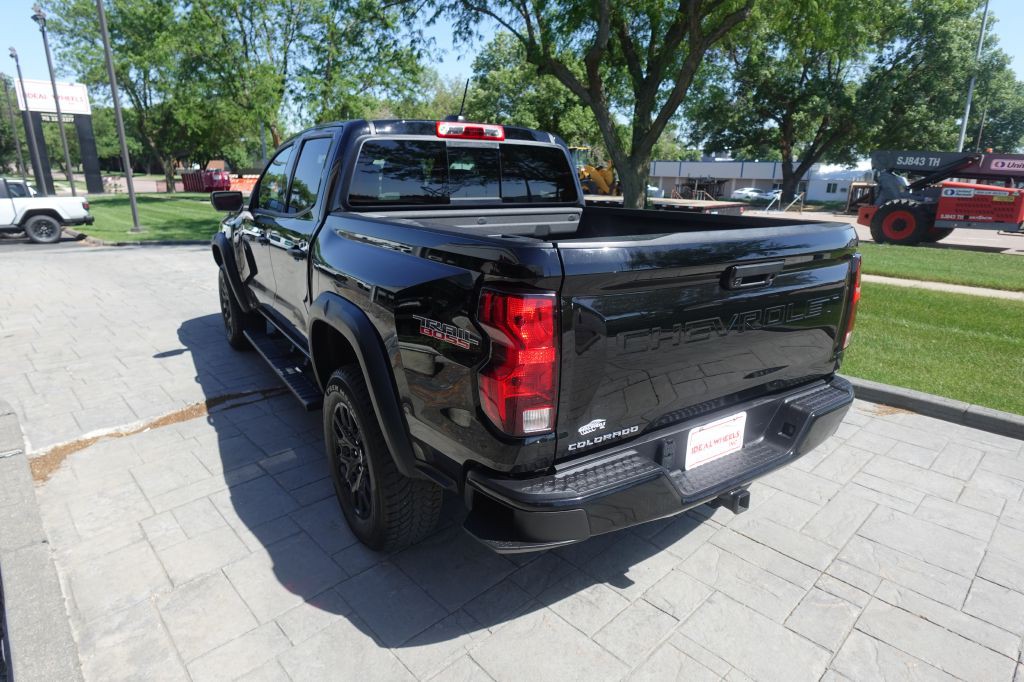 2024 Chevrolet Colorado Image 4