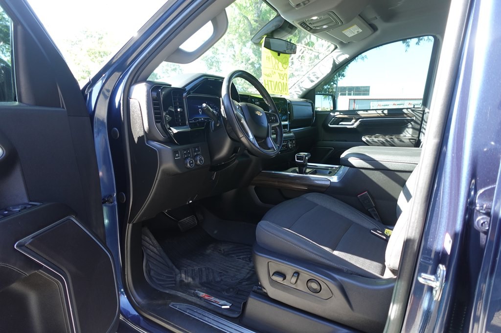 2023 Chevrolet Silverado 1500 Image 9