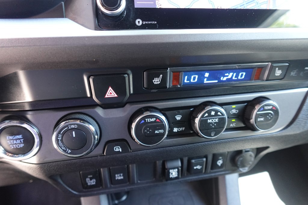 2021 Toyota Tacoma Image 12