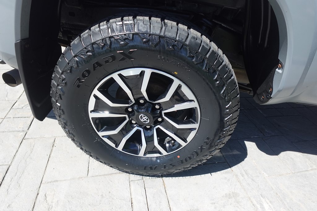2021 Toyota Tacoma Image 18