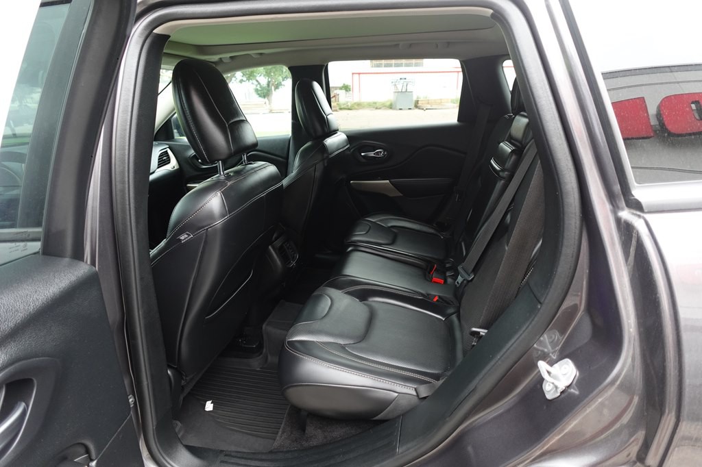 2018 Jeep Cherokee Image 10