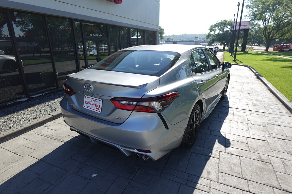 2024 Toyota Camry Image 2