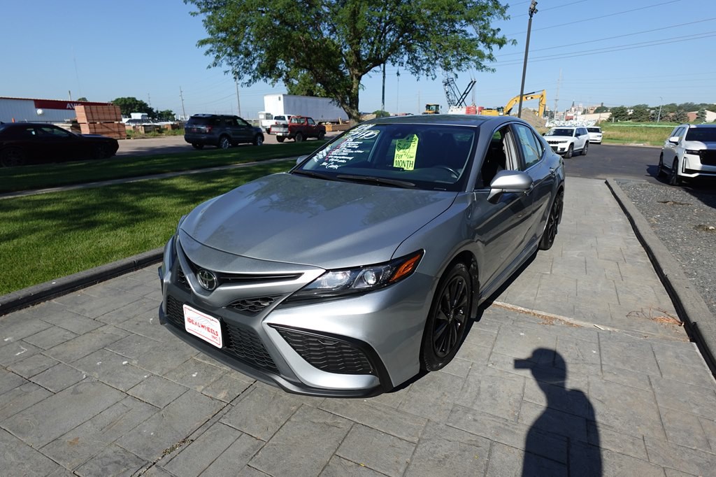 2024 Toyota Camry Image 6