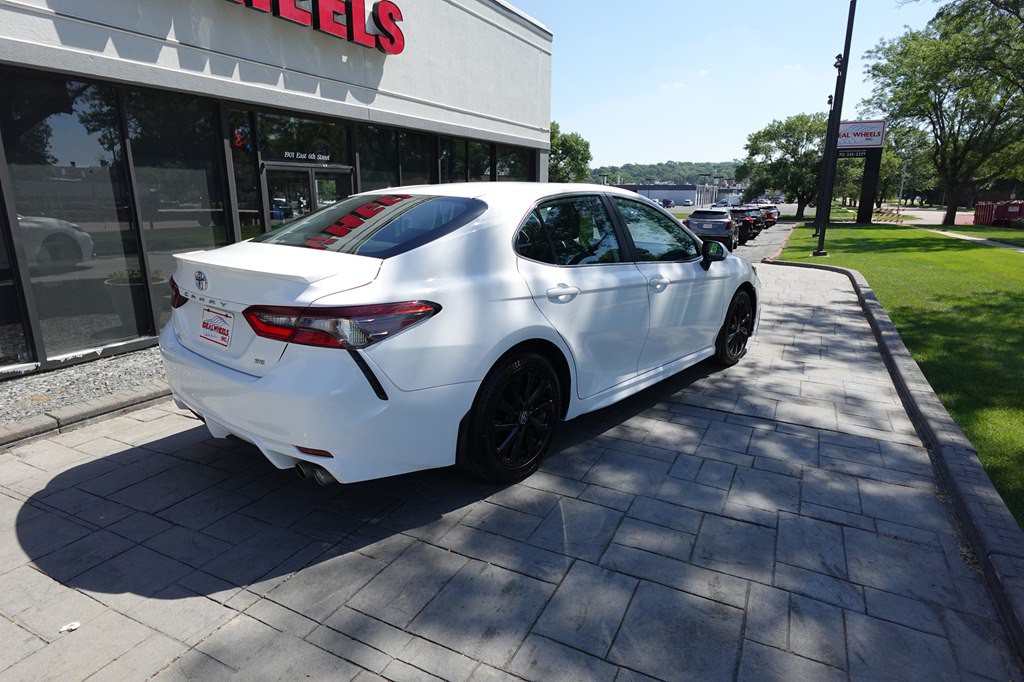 2024 Toyota Camry Image 3