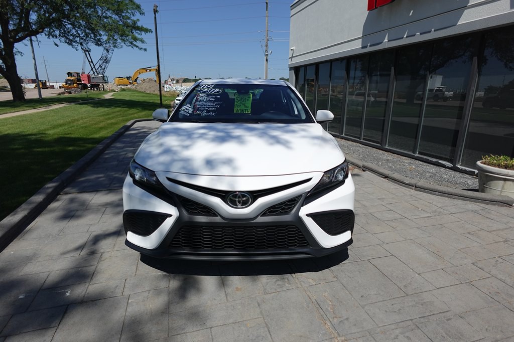 2024 Toyota Camry Image 8