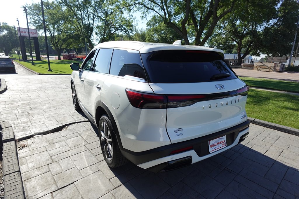 2024 INFINITI QX60 Image 4
