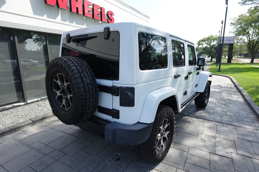 2015 Jeep Wrangler Unlimited Image 2