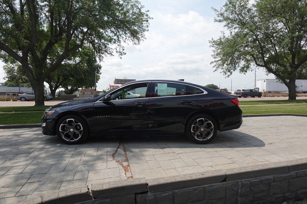 2024 Chevrolet Malibu Image 6