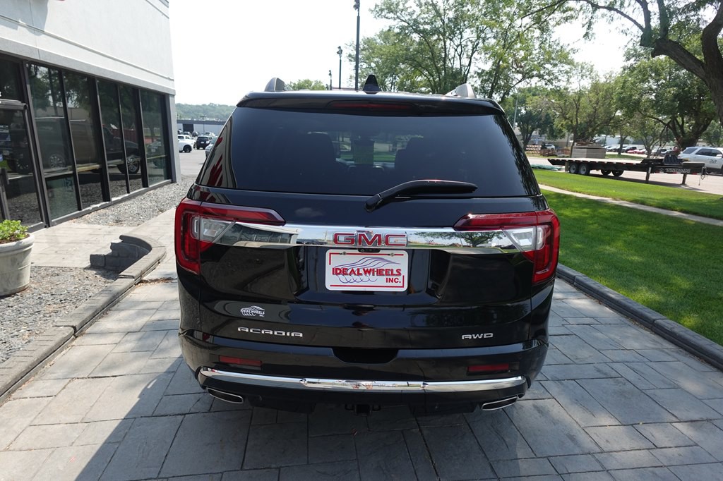 2021 GMC Acadia Image 3