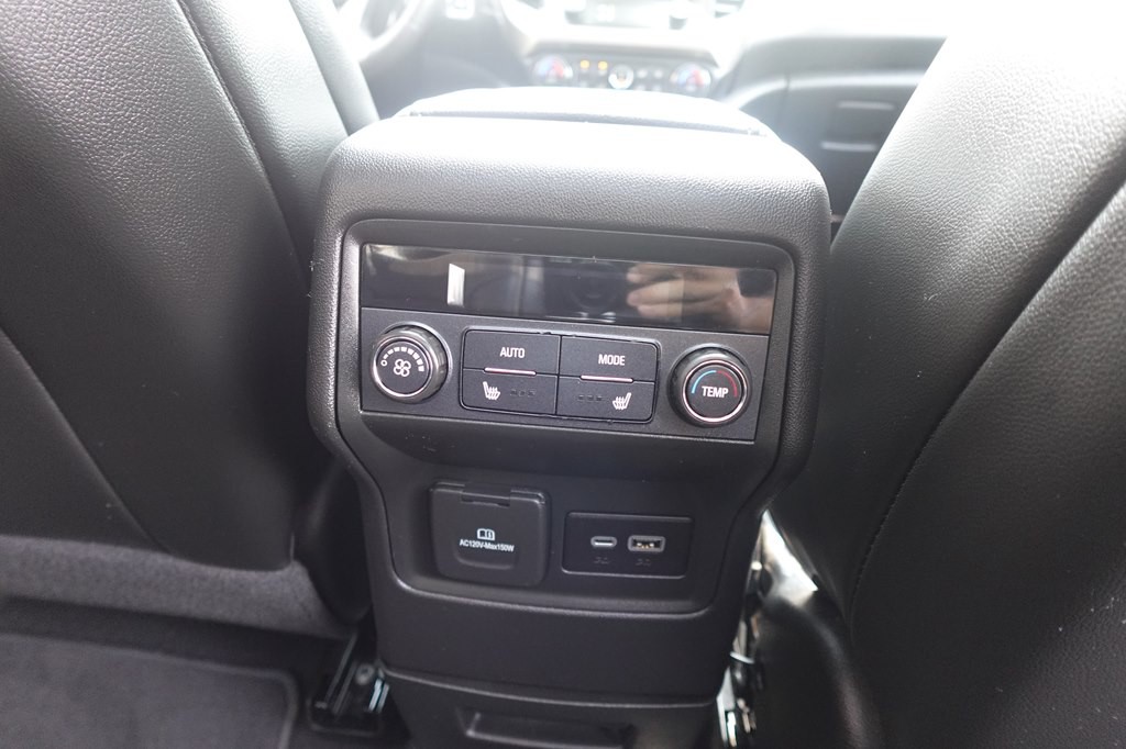 2021 GMC Acadia Image 18