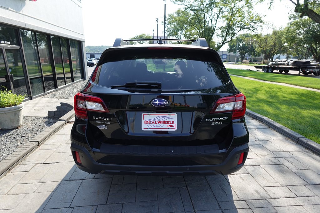 2018 Subaru Outback Image 3