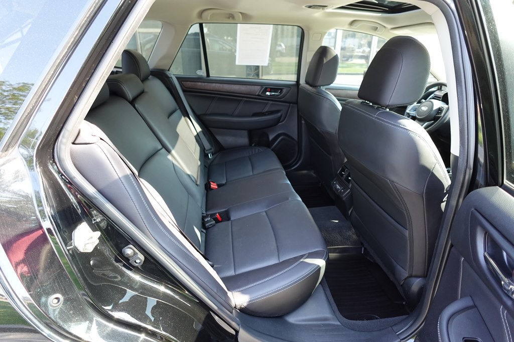 2018 Subaru Outback Image 12