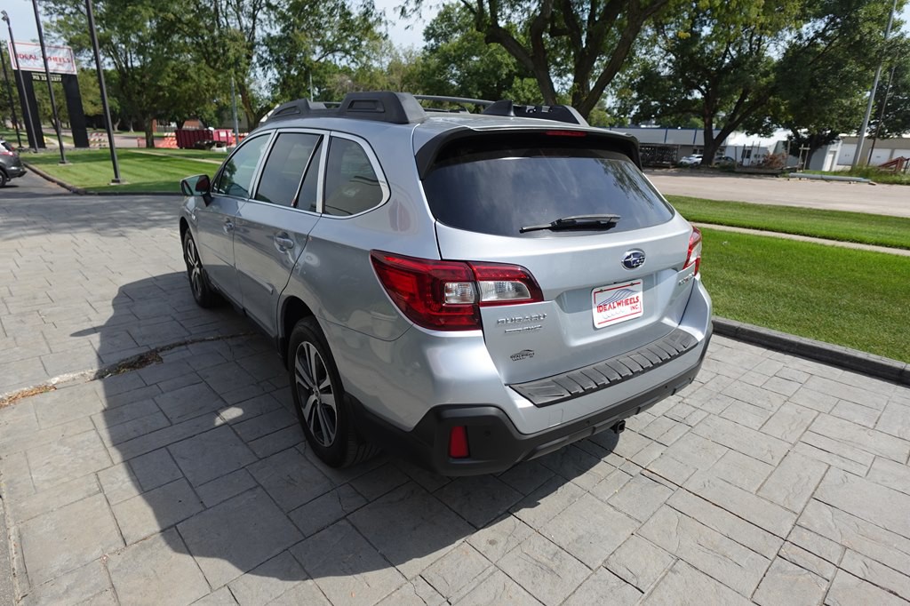 2018 Subaru Outback Image 4