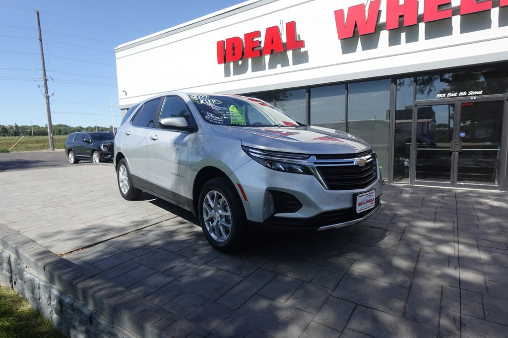 2022 Chevrolet Equinox Image 2