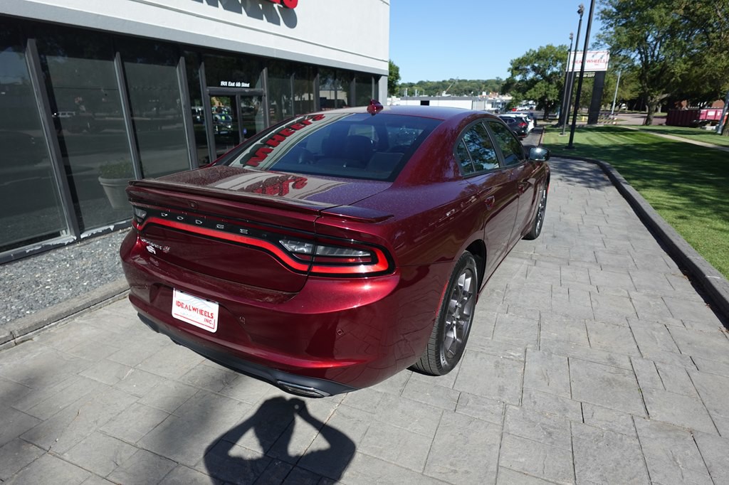 2018 Dodge Charger Image 2