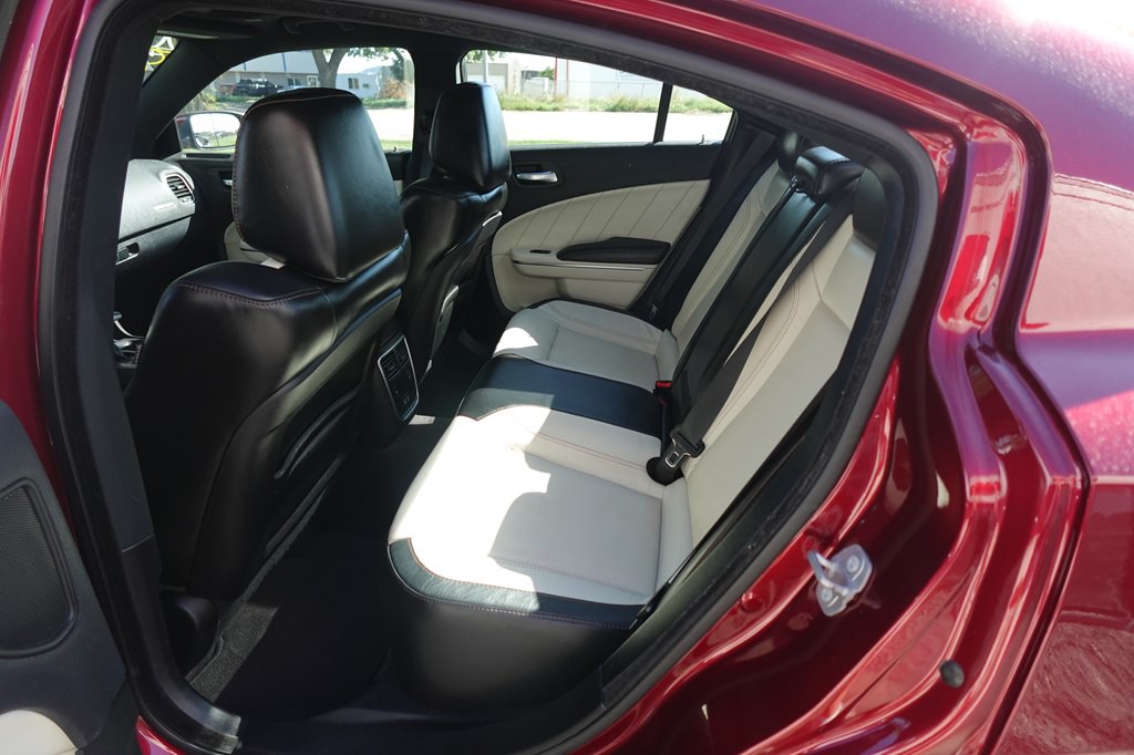 2018 Dodge Charger Image 10