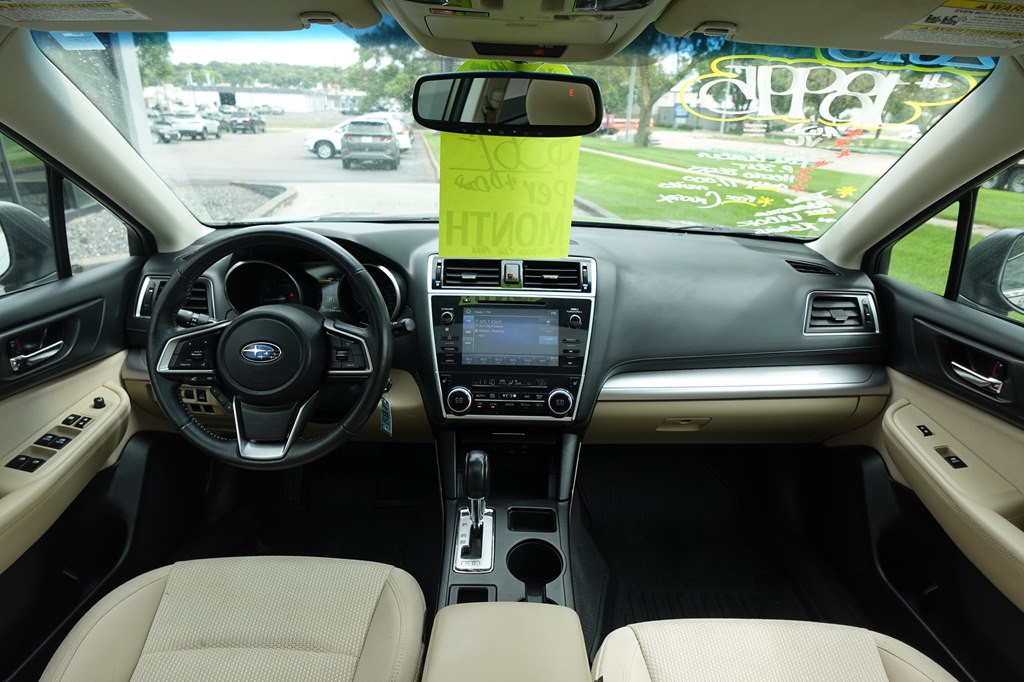 2018 Subaru Outback Image 16