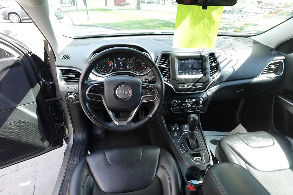 2019 Jeep Cherokee Image 13