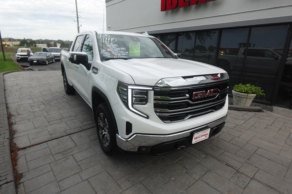 2025 GMC Sierra Image 8