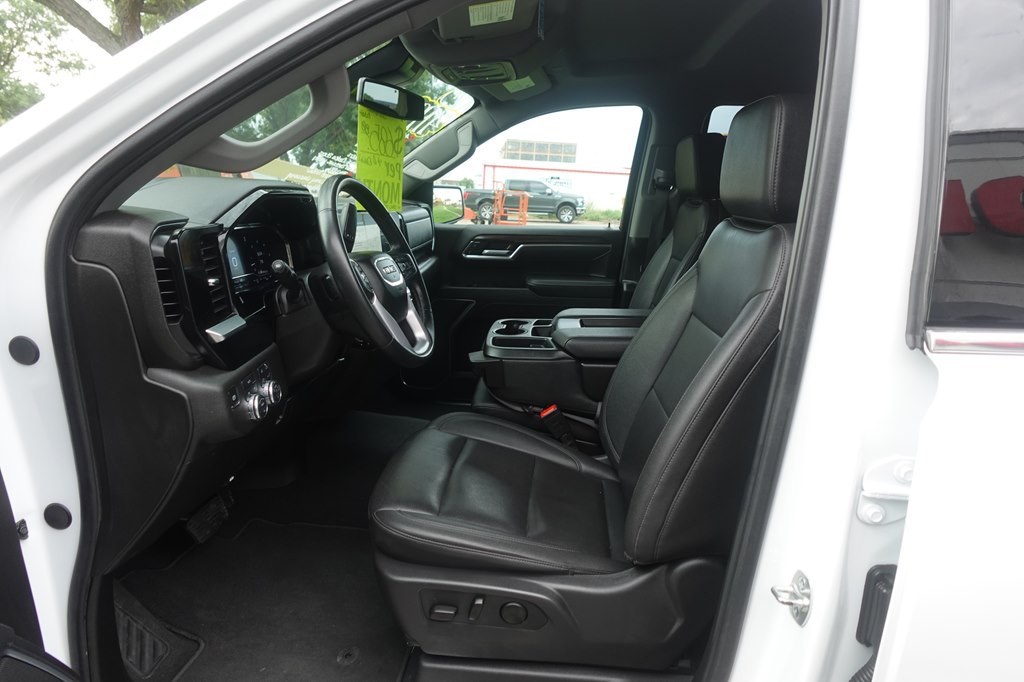 2025 GMC Sierra Image 9