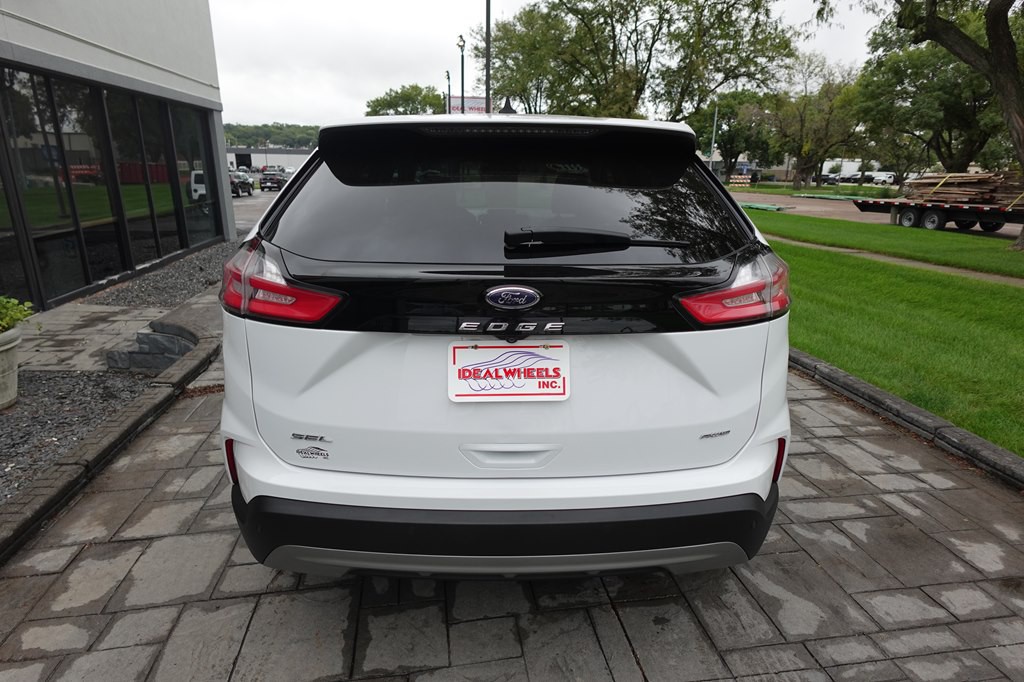 2024 Ford Edge Image 22