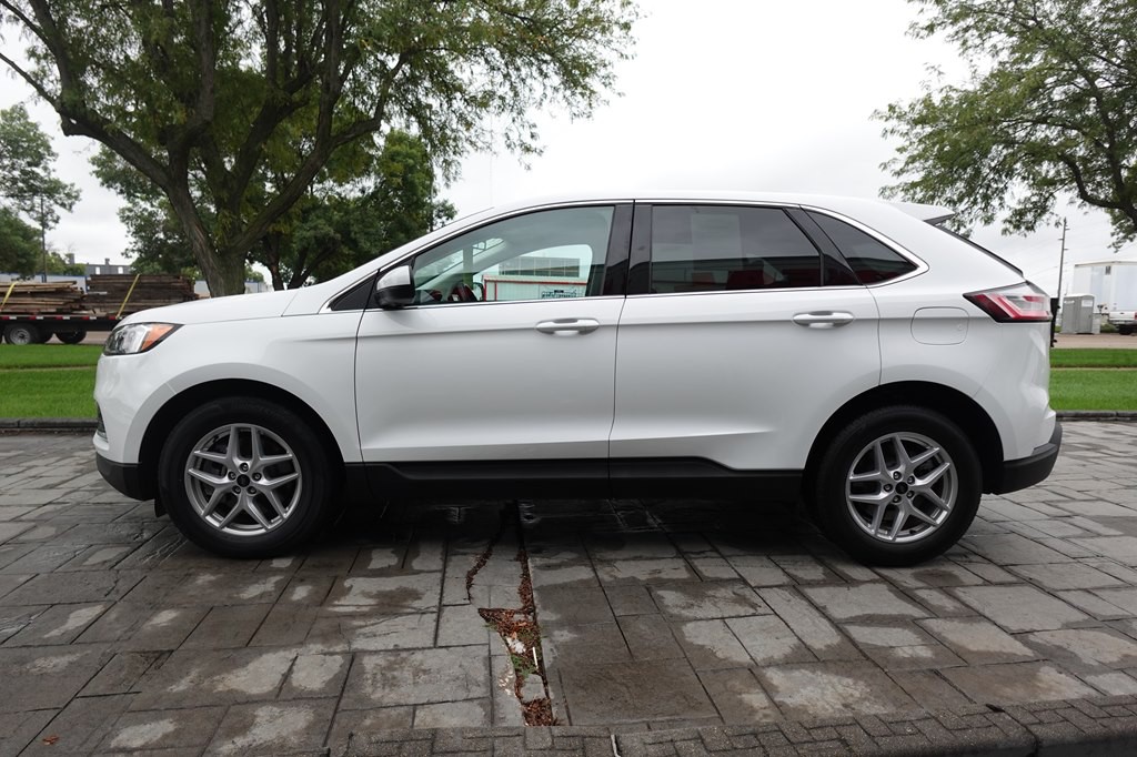2024 Ford Edge Image 24