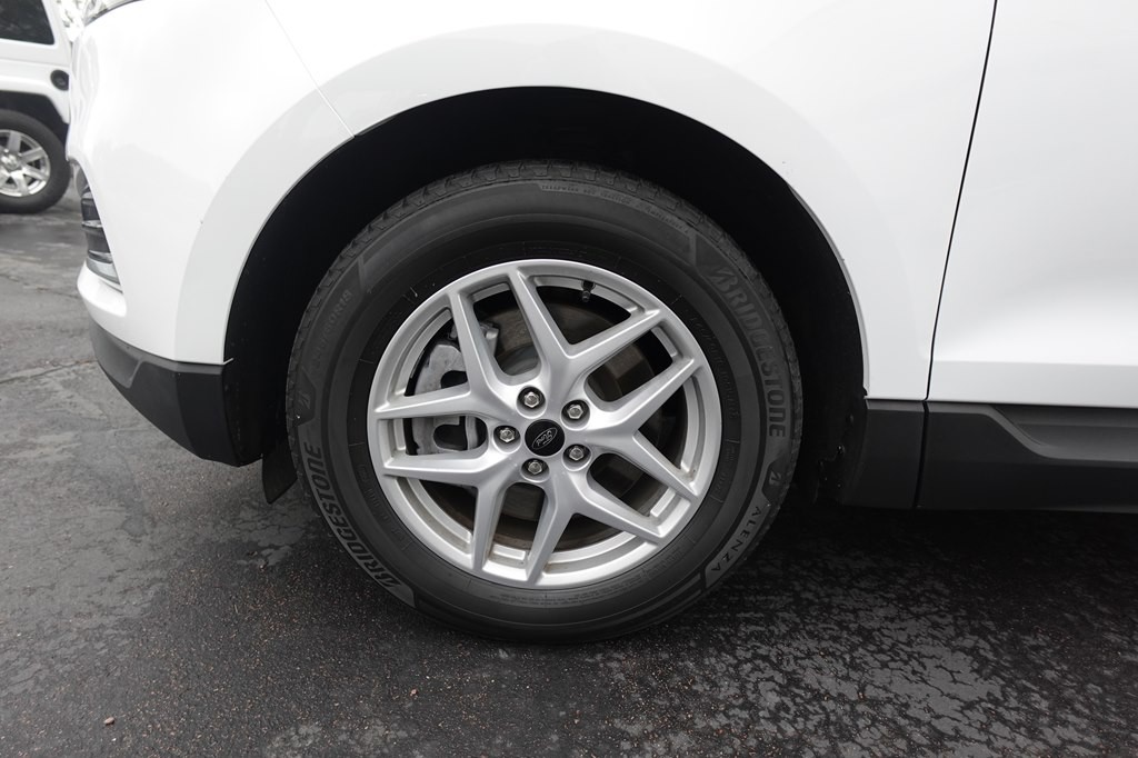 2024 Ford Edge Image 37
