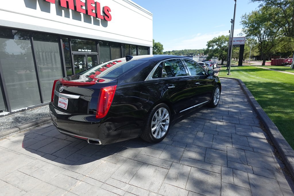 2015 Cadillac XTS Image 3